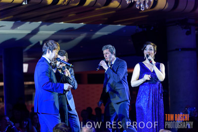 DISCOVERY_DINNER_81P2049