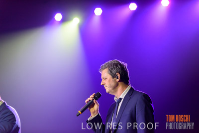 DISCOVERY_DINNER_81P2127