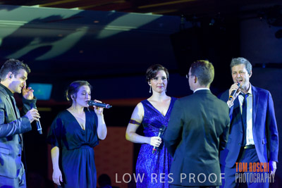 DISCOVERY_DINNER_81P2158