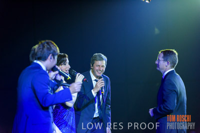 DISCOVERY_DINNER_81P2165