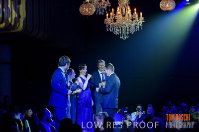 DISCOVERY_DINNER_81P2173