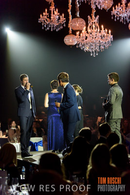 DISCOVERY_DINNER_81P2183