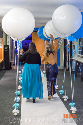 DISCOVERY_DINNER_D4E3937