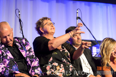 DISCOVERY_DINNER_D4E4084