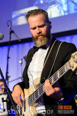 DISCOVERY_DINNER_D4E4308