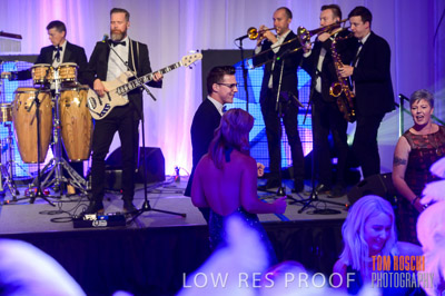 DISCOVERY_DINNER_D4E4322