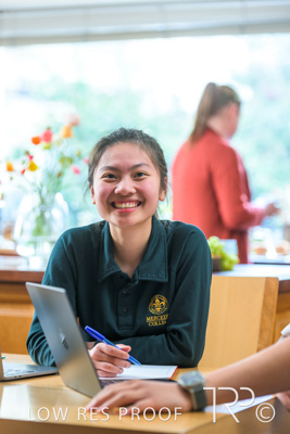 November 2023 / _Z9E0324