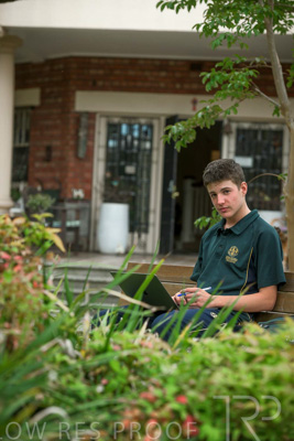 November 2023 / Home-Stay-SCENE-2_231114-_Z9E9433