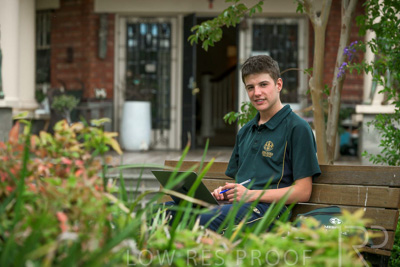 November 2023 / Home-Stay-SCENE-2_231114-_Z9E9449