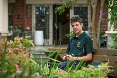 November 2023 / Home-Stay-SCENE-2_231114-_Z9E9451