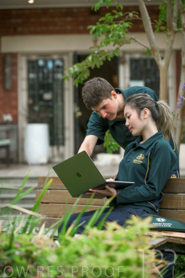 November 2023 / Home-Stay-SCENE-2_231114-_Z9E9536