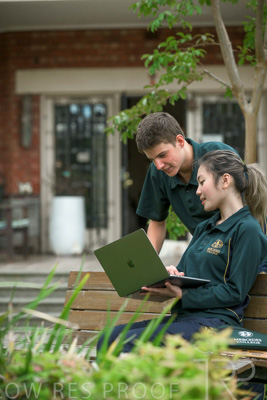 November 2023 / Home-Stay-SCENE-2_231114-_Z9E9583