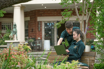 November 2023 / Home-Stay-SCENE-2_231114-_Z9E9640