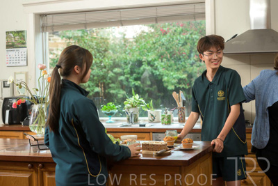 November 2023 / Home-Stay-SCENE-3_231114-_Z9E9843