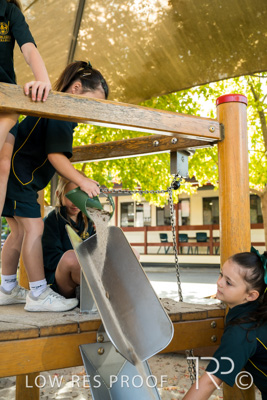 April 2023 / MERCEDES-230403-033