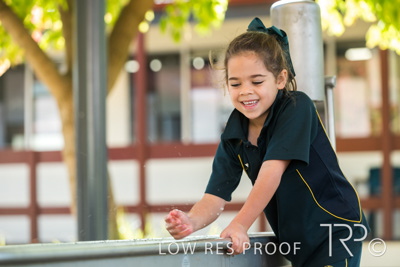 April 2023 / MERCEDES-230403-095