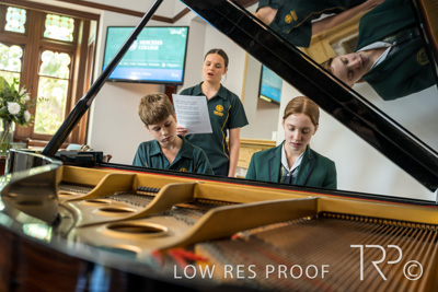 April 2023 / MERCEDES-230403-337