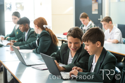 April 2023 / MERCEDES-230404-417