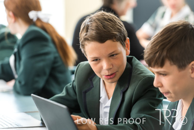 April 2023 / MERCEDES-230404-421