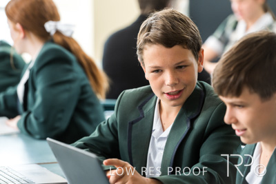 April 2023 / MERCEDES-230404-423