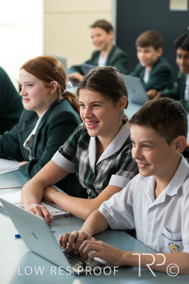 April 2023 / MERCEDES-230404-451