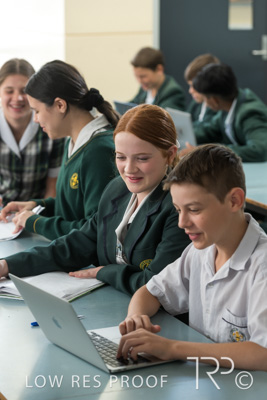 April 2023 / MERCEDES-230404-458