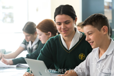 April 2023 / MERCEDES-230404-470