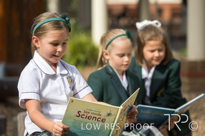 April 2023 / MERCEDES-230404-475