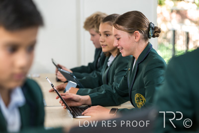 April 2023 / MERCEDES-230404-515