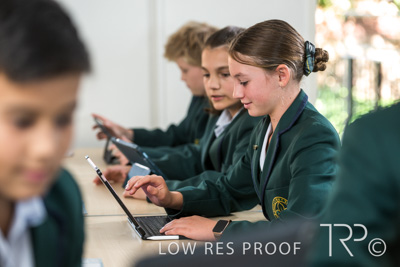 April 2023 / MERCEDES-230404-517