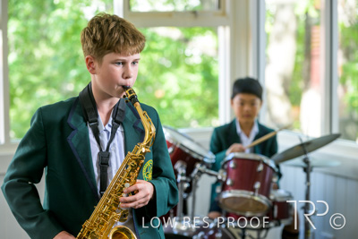 April 2023 / MERCEDES-230404-520