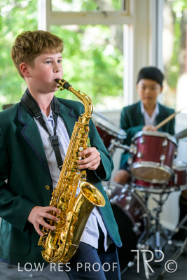 April 2023 / MERCEDES-230404-530