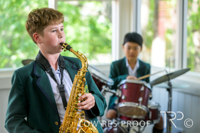 April 2023 / MERCEDES-230404-532