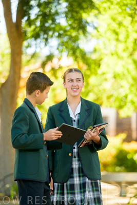 January 2024 / Students-x2-with-Pad-standing-outdors_240122_Z9E6703