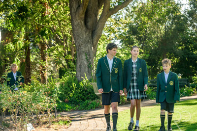 February 2024 / MERCEDES-Propectus-240212-_Z9E8931