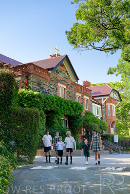 February 2024 / MERCEDES-Propectus-240212-_Z9E9705