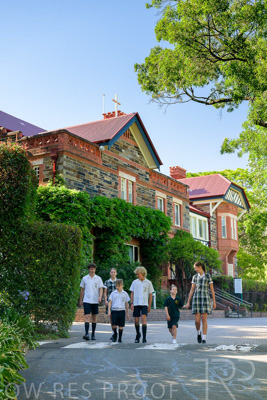 February 2024 / MERCEDES-Propectus-240212-_Z9E9711