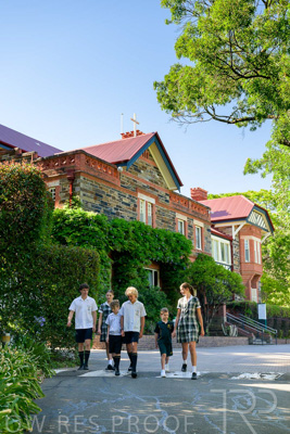 February 2024 / MERCEDES-Propectus-240212-_Z9E9765