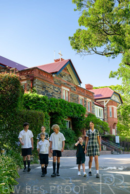 February 2024 / MERCEDES-Propectus-240212-_Z9E9774