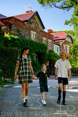 February 2024 / MERCEDES-Propectus-240212-_Z9E9806