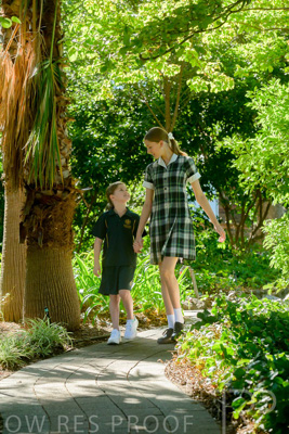 February 2024 / MERCEDES-Propectus-240212-_Z9E9851