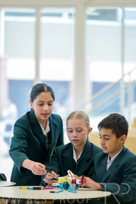 November 2024 / MARKETING-241125-_Z9C6227-2