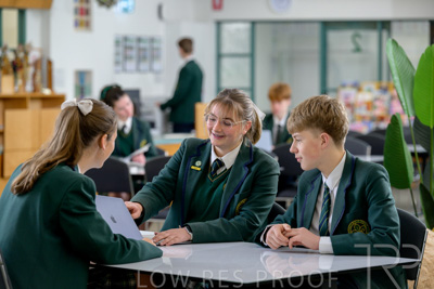 August 2025 / LIBRARY-Seniors_250826-2215