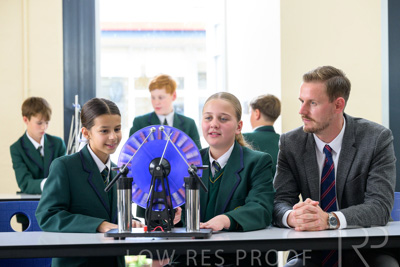 August 2025 / SCIENCE-Juniors_250826-5828