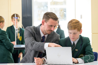 August 2025 / SCIENCE-Juniors_250826-6038