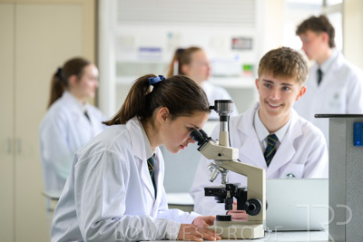 August 2025 / SCIENCE-Seniors_250827-7805