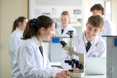 August 2025 / SCIENCE-Seniors_250827-7829