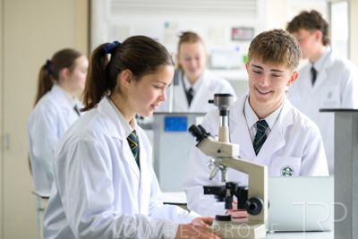 August 2025 / SCIENCE-Seniors_250827-7836