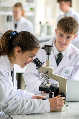 August 2025 / SCIENCE-Seniors_250827-7853