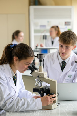 August 2025 / SCIENCE-Seniors_250827-7859